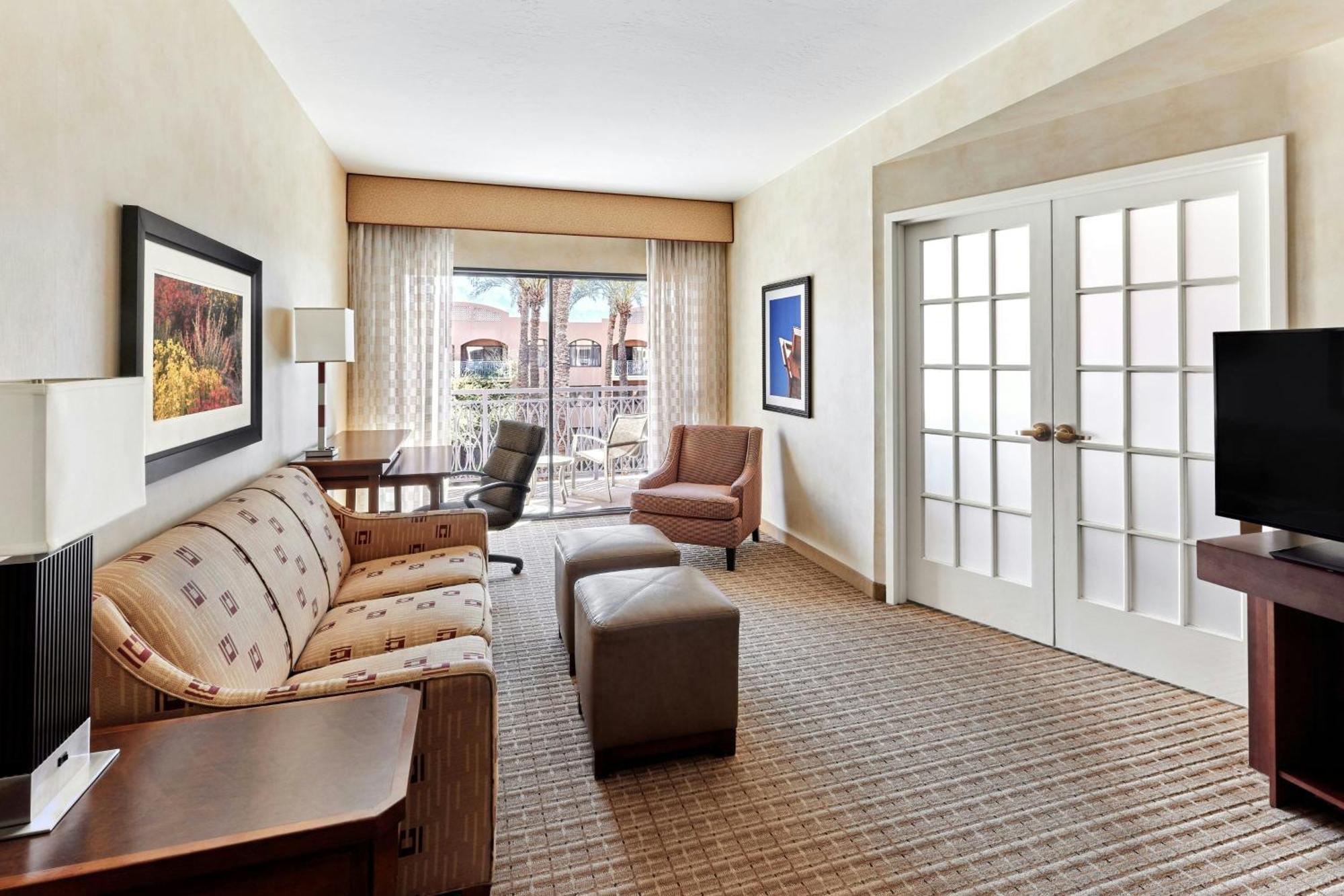 One-Bedroom King Suite with Balcony or Patio,1697899412:JPEG