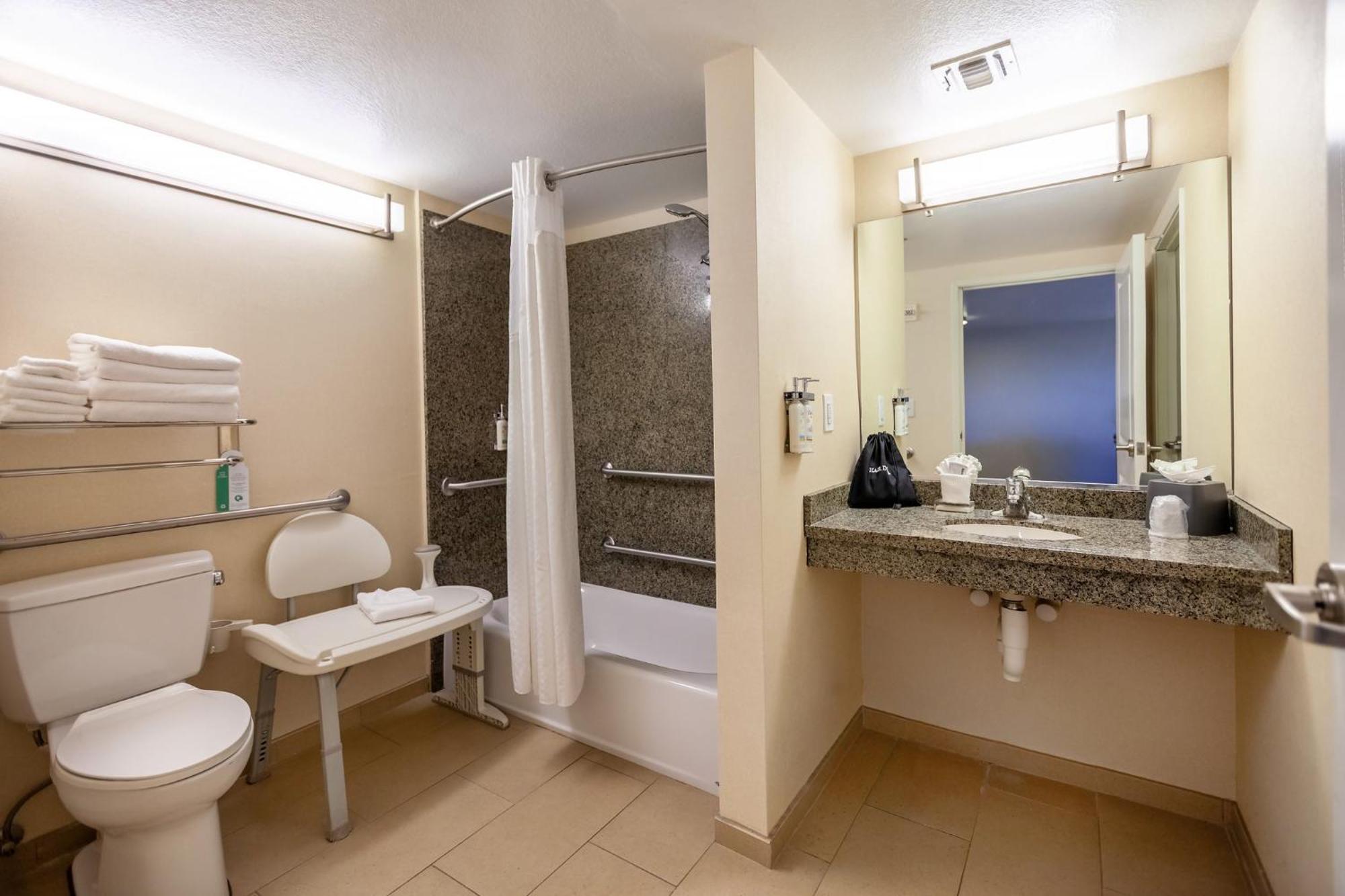 Standard King Room with Accessible Tub - Mobility Access