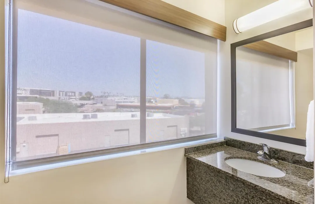 Best Western Plus Scottsdale Thunderbird Suites-1